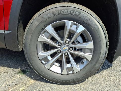 New 2026 Chevrolet Equinox LT AWD/4WD image 6