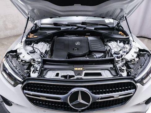 Certified 2025 Mercedes-Benz GLC 300 image 26