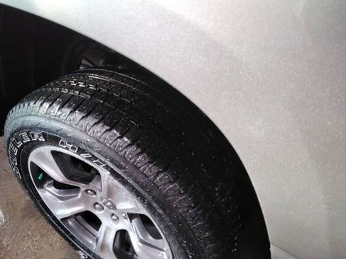 Used 2024 RAM 1500 Laramie image 18