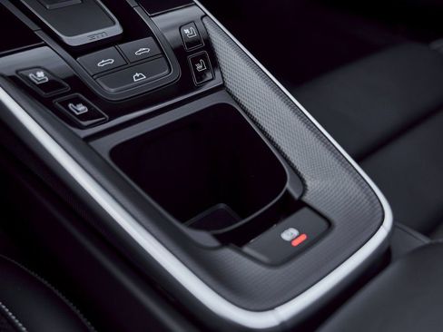 Used 2022 Porsche 911 Turbo S image 64