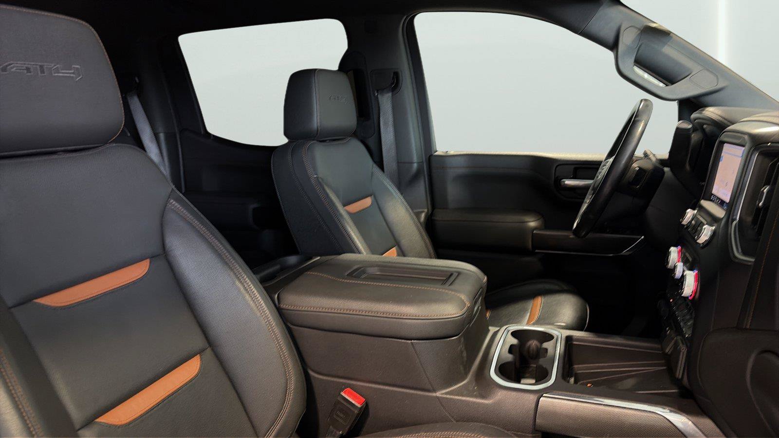 Used 2022 GMC Sierra 1500 AT4 w/ AT4 Premium Package AWD/4WD image 16