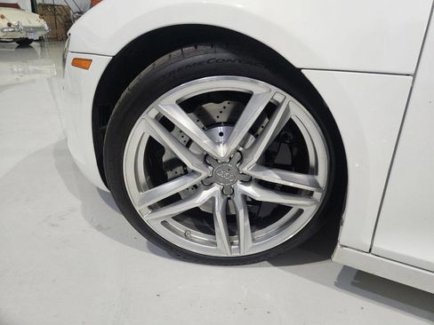 Used 2015 Audi R8 V8 image 36