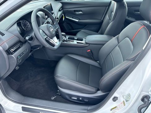 New 2025 Nissan Sentra SR w/ SR Premium Package image 9