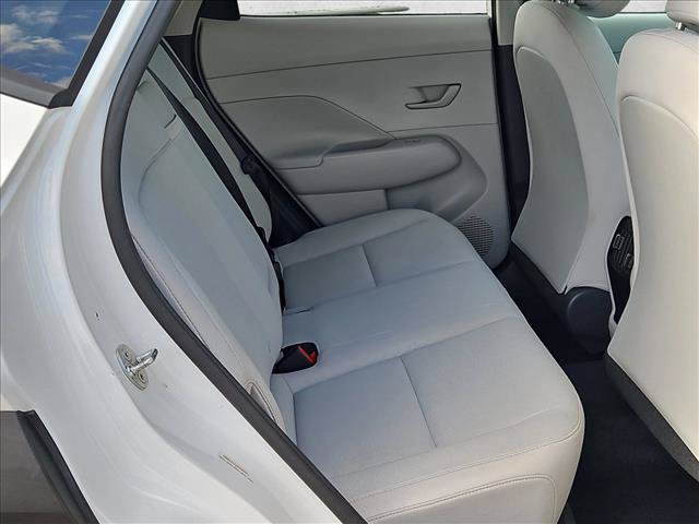 Used 2025 Hyundai Kona SEL FWD image 18