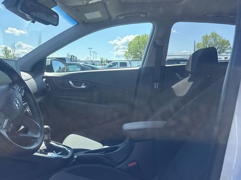 Used 2022 Hyundai Kona SEL w/ Convenience Package AWD/4WD image 12
