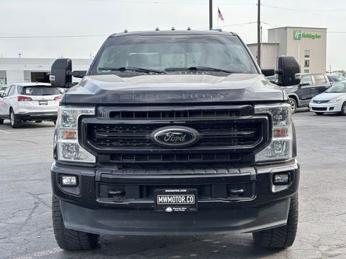 Used 2022 Ford F250 XLT w/ Black Appearance Package image 2