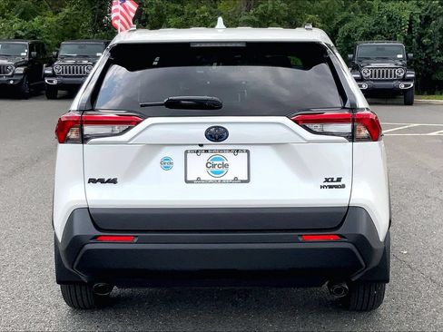Used 2024 Toyota RAV4 XLE Premium w/ Weather Package AWD/4WD image 4