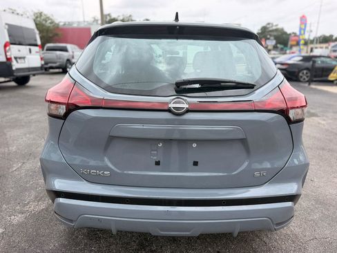 Used 2023 Nissan Kicks SR FWD image 8