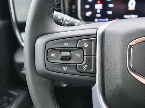 New 2026 GMC Sierra 3500 SLT image 19