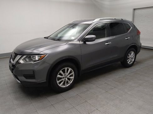 Used 2020 Nissan Rogue SV AWD/4WD image 2