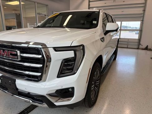 Used 2026 GMC Yukon XL Elevation w/ LPO, Floor Liner Package AWD/4WD image 5