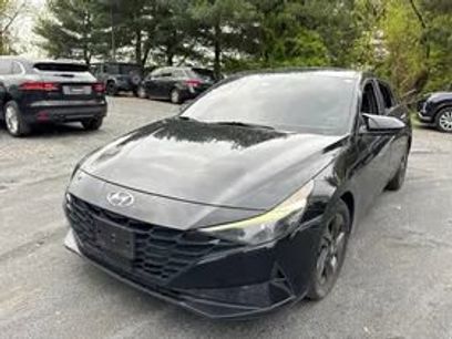 Used 2021 Hyundai Elantra SEL w/ Convenience Package