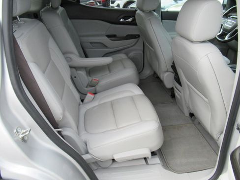 Used 2018 GMC Acadia SLT FWD image 30