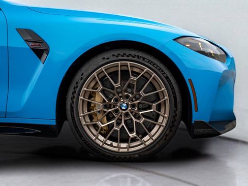 Used 2025 BMW M4 CS AWD/4WD image 11