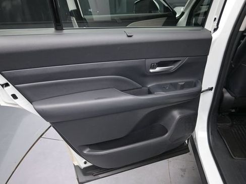Used 2024 Toyota Grand Highlander FWD image 19