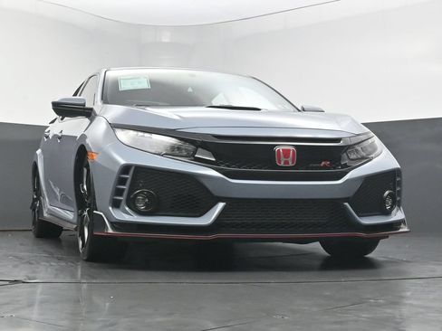 Used 2019 Honda Civic Type R image 4