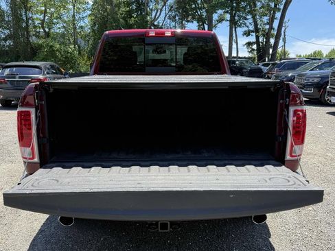 Used 2017 RAM 1500 Laramie w/ Convenience Group AWD/4WD image 11