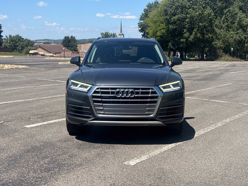 Used 2019 Audi Q5 Premium w/ Premium Plus Package AWD/4WD image 3