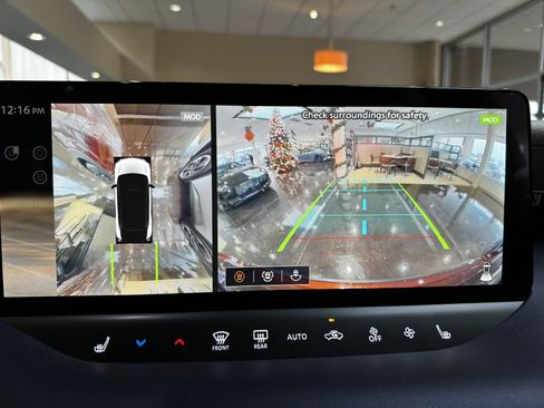 New 2026 Nissan Leaf Platinum+ w/ Illuminated Package image 29