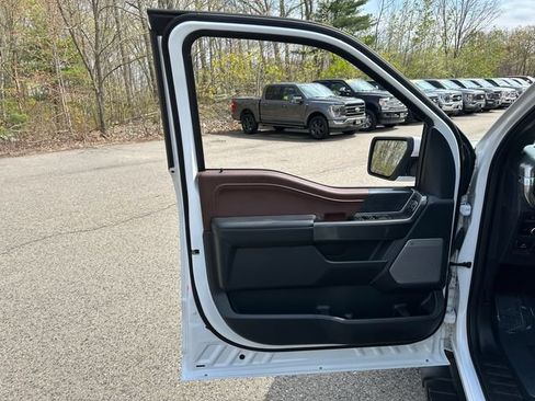 Used 2023 Ford F150 Lariat AWD/4WD image 26