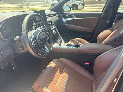 Used 2021 Genesis G70 3.3T RWD image 16