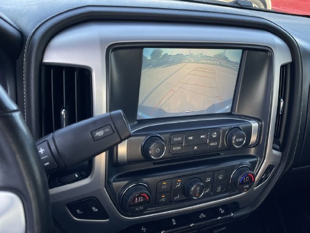 Used 2018 GMC Sierra 1500 SLT w/ Suspension Package, Off-Road AWD/4WD image 18