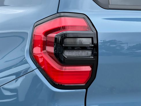 New 2026 Toyota 4Runner Limited AWD/4WD image 32