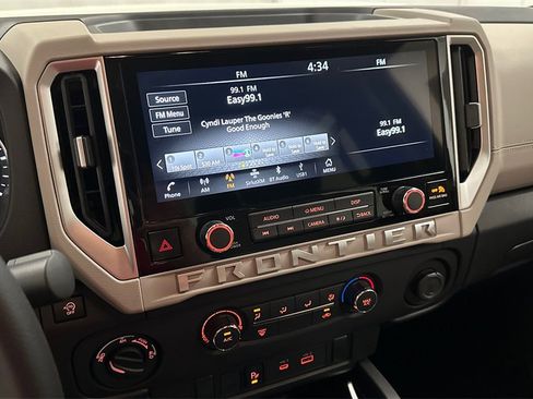 New 2025 Nissan Frontier SV image 11