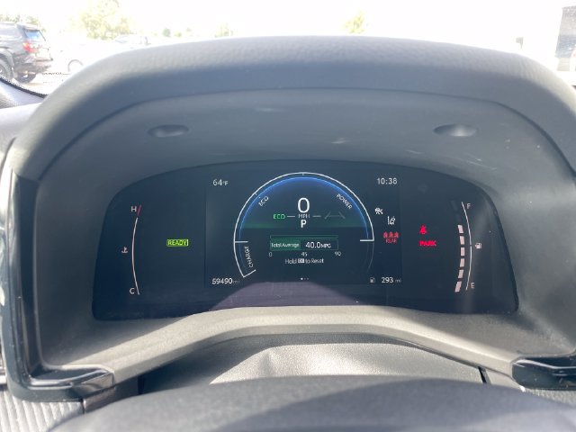 Used 2025 Toyota Camry SE FWD image 9