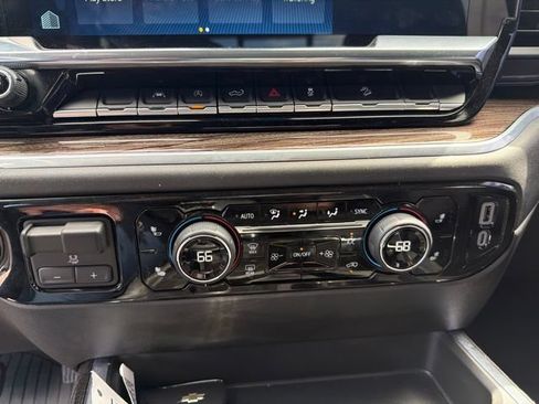 Used 2025 Chevrolet Silverado 1500 RST AWD/4WD image 20