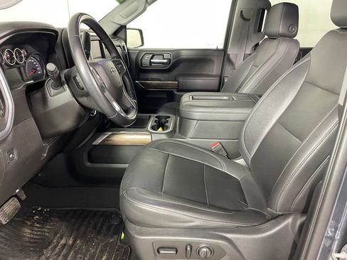 Used 2021 Chevrolet Silverado 1500 RST w/ Convenience Package II AWD/4WD image 2