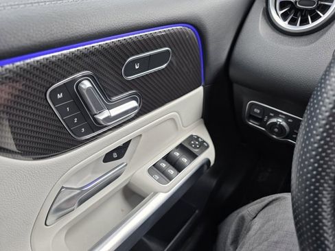 Certified 2023 Mercedes-Benz GLB 250 4MATIC image 8