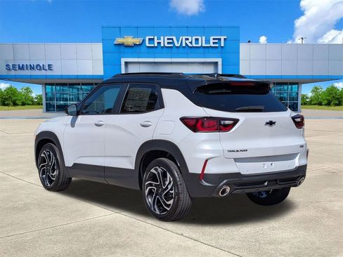 New 2026 Chevrolet TrailBlazer RS w/ Convenience Package FWD image 3