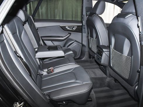 Used 2025 Audi Q8 Premium w/ Black Optic Package image 56