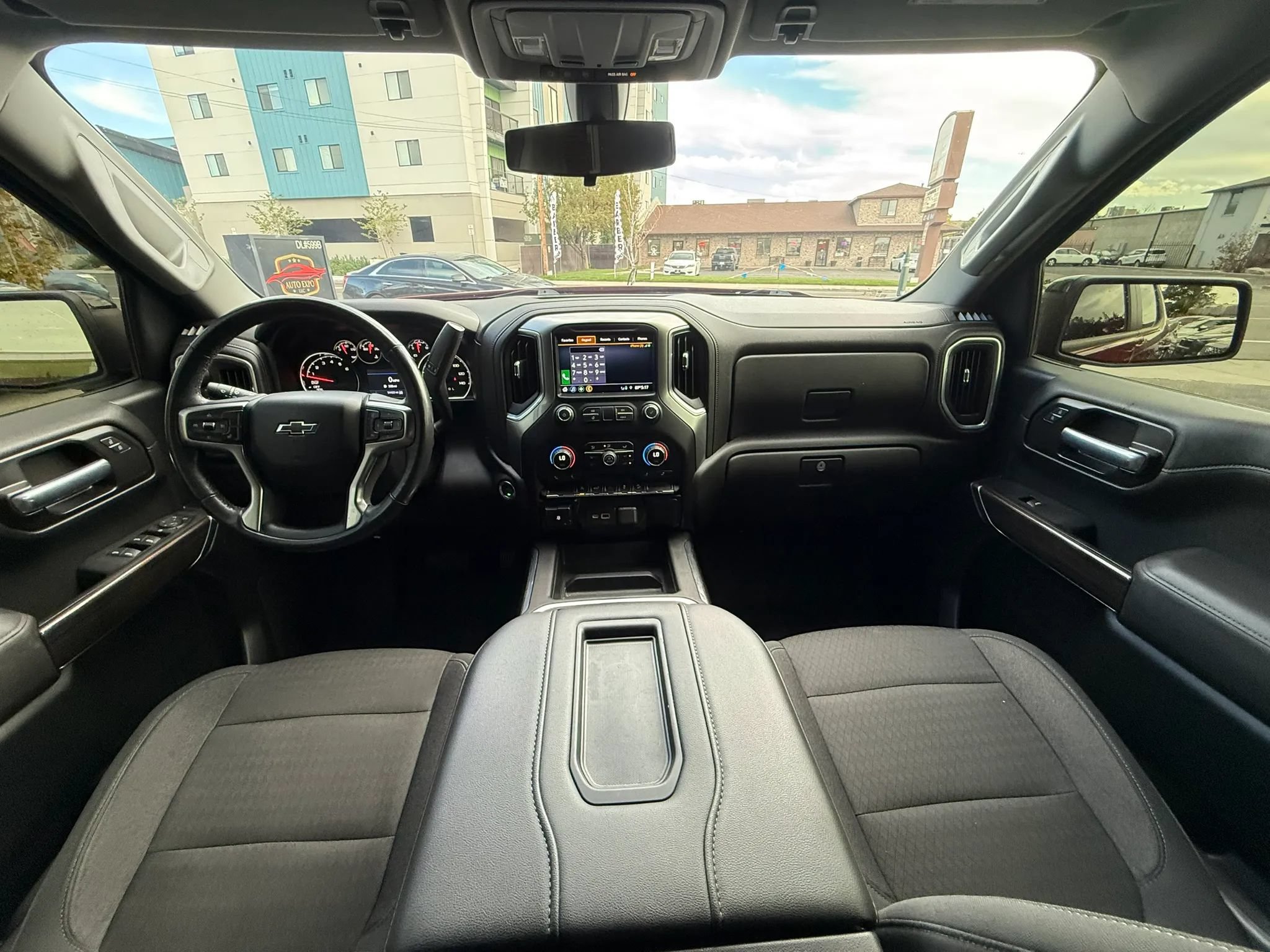 Used 2021 Chevrolet Silverado 1500 LT Trail Boss AWD/4WD image 13