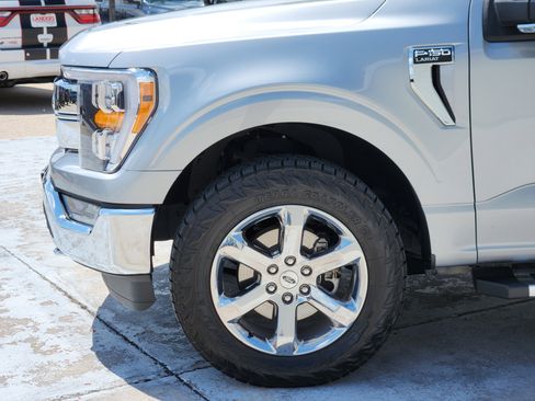 Used 2022 Ford F150 Lariat AWD/4WD image 9
