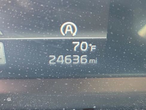 Used 2024 Kia Telluride S image 21