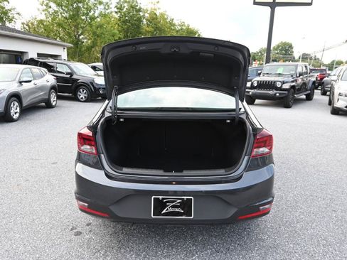 Used 2020 Hyundai Elantra SE FWD image 28