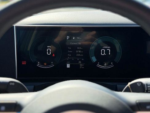 New 2026 Hyundai Tucson SE image 13