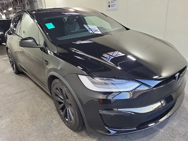 Used 2022 Tesla Model X Plaid AWD/4WD image 3