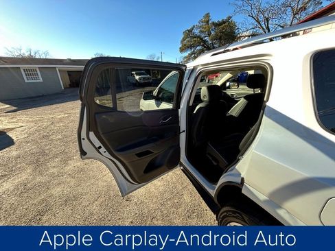 Used 2022 GMC Acadia Denali w/ Denali Ultimate Package image 16