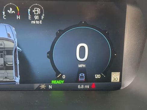 New 2025 Ford F150 Lariat w/ Equipment Group 502A High image 29