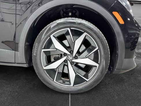 Used 2023 Volkswagen ID.4 Pro S AWD/4WD image 32