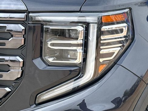Used 2022 GMC Sierra 1500 Denali Ultimate image 4
