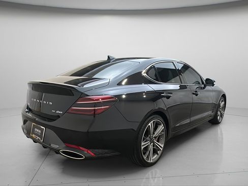 Certified 2025 Genesis G70 3.3T Advanced w/ Sport Prestige Package AWD/4WD image 7