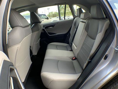 Used 2025 Toyota RAV4 Limited image 23