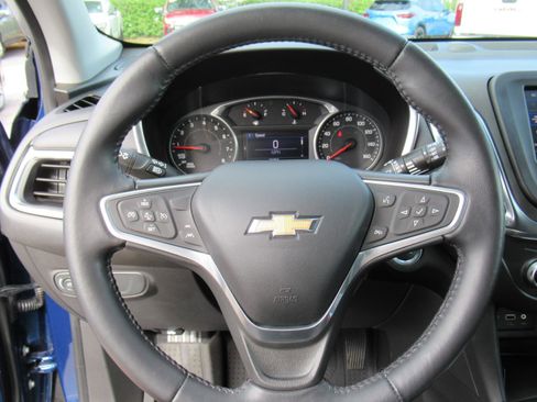 Used 2022 Chevrolet Equinox LT FWD image 21