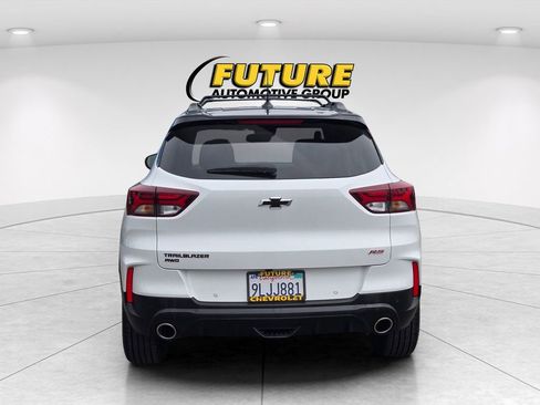 Used 2022 Chevrolet TrailBlazer RS w/ Sun and Liftgate Package AWD/4WD image 5