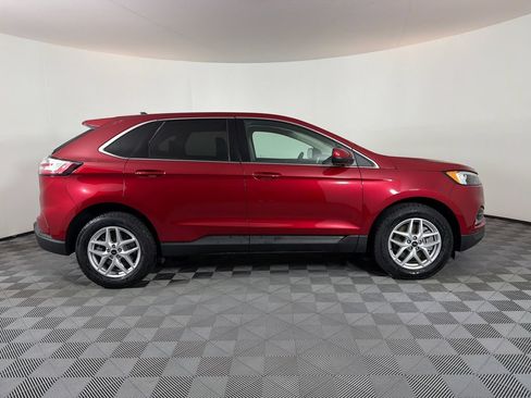 Used 2024 Ford Edge SEL w/ Convenience Package AWD/4WD image 2