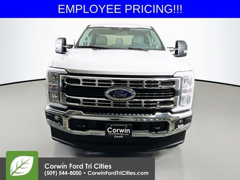 New 2026 Ford F250 XLT w/ 360-Degree Camera Package AWD/4WD image 4